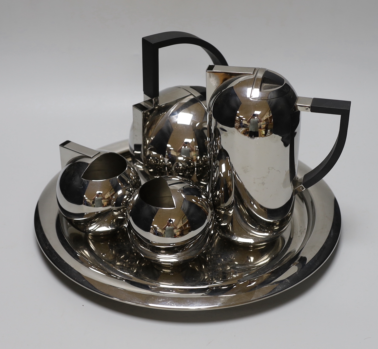 An Oliver Hemming Nio stainless steel tea set